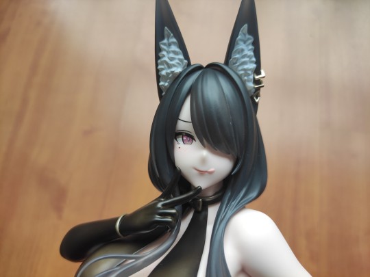 开箱，单手拍的有点抖，见谅