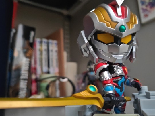 快醒醒，有人在入侵我们的世界！