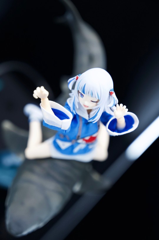 谁不喜欢小鲨鱼呢～Gura&青眼姐布衣