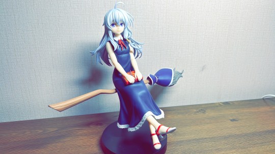 人物的服饰设计得不错，但是整体上看上去一般