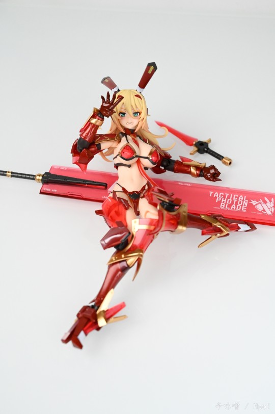 【别…别拍了，笨蛋！快拉我一把！】