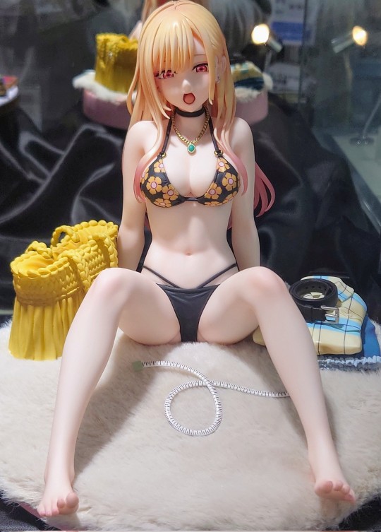 喜多川海梦 泳装