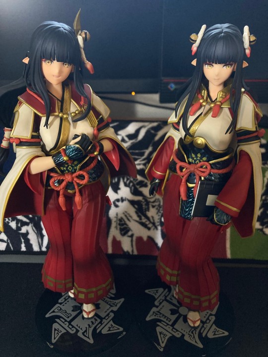 【大货】UC 怪物猎人崛起 集会所接待员 火芽&水芸   返图搬运