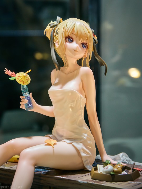 KT model+ 碧蓝航线 × 死或生：沙滩排球维纳斯假期 玛莉‧萝丝 温泉里的维纳斯ver. 1/6 手办展示图片追加。