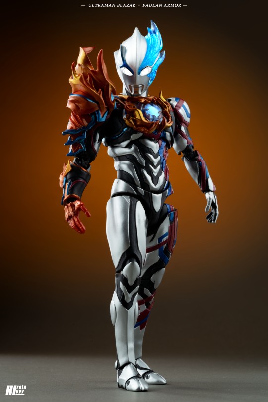 布莱泽奥特曼·法德兰装甲