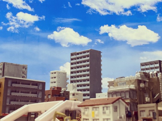 简陋笔涂小镇  再也不愁奥系SHF城市场景