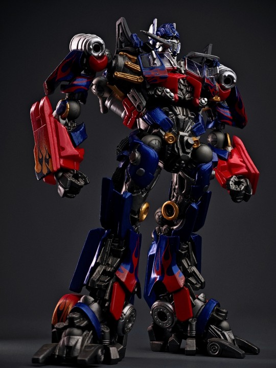 [转轮科技]-遗产 飞翼擎天柱