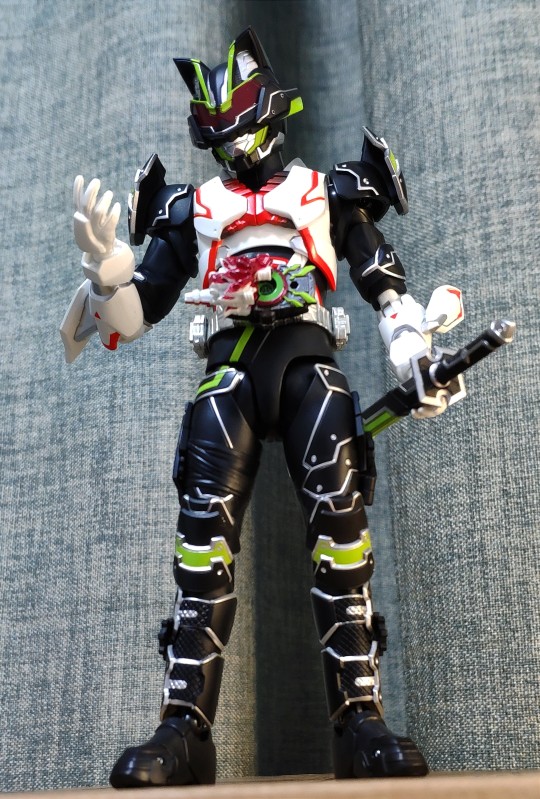 大钢炮偶遇马克将军，创世之力强如怪物，拼尽全力无法战胜。