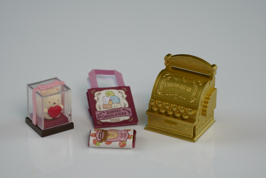 角落小伙伴巧克力店拆箱记录