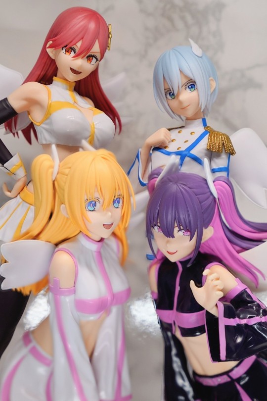 转载眼镜厂天使空降队景品实物图