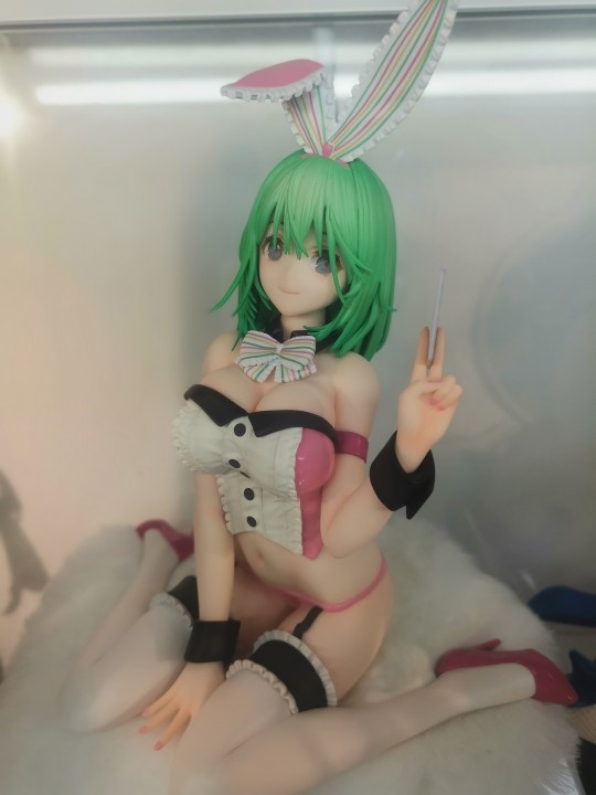 uc 粉色兔女郎 手机渣拍