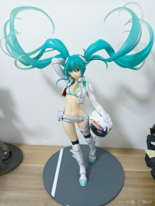 这身材曲线，每次都看不腻🥴