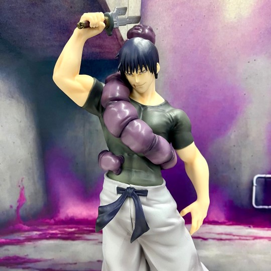 呪術廻戦から伏黒甚爾のLUMINASTAフィギュア