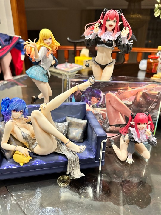 taito的脸是真强。。。elegant这个背不错