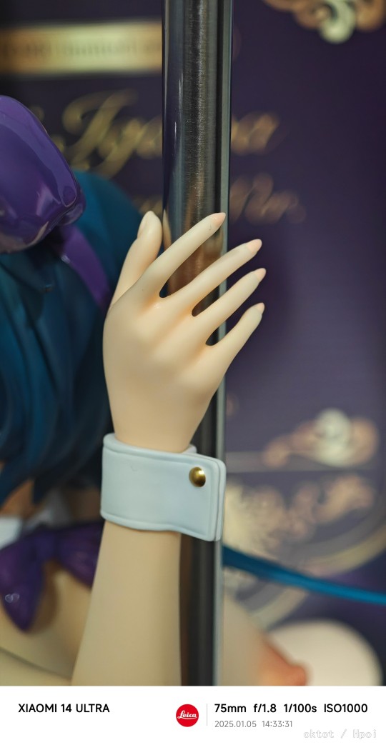 巨大无比，面相我觉得一般般，本来对魔忍也就这画风，身体部分做的不错，很有肉感