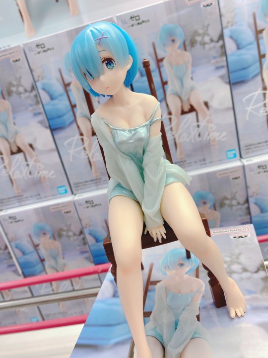 【大货】眼镜厂 Re:0 -悠闲时光-雷姆&拉姆 异色版 返图搬运