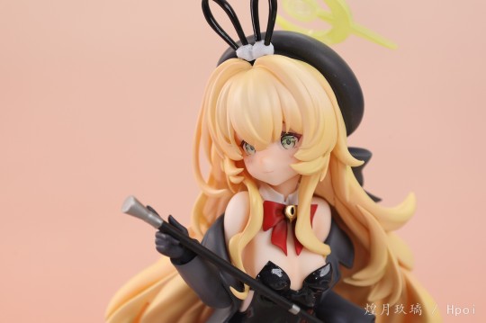 蔚蓝档案 笑脸教授