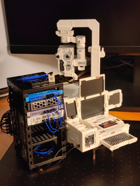 550到手拿来配扭蛋绝佳 插口竟然刚刚好