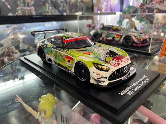 叶婷峰少手办收藏之458-初音未来痛车2022