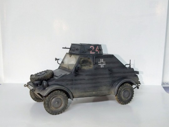 meng type 823小汽车