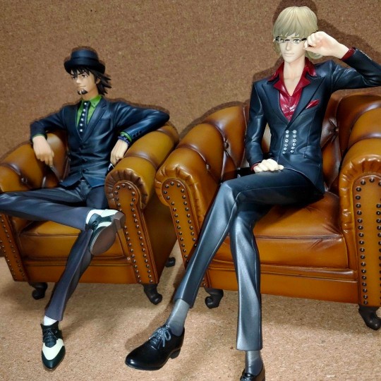 转载megahouse GEM SOC 沙发虎兔实物图