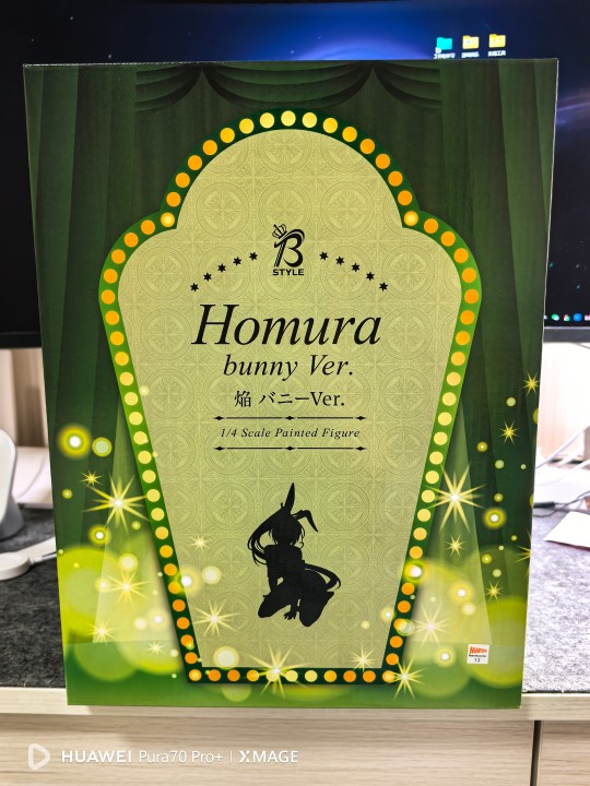 【开箱简评】又大又瑟，但细节不足：B-style 闪乱神乐 焰手办开箱