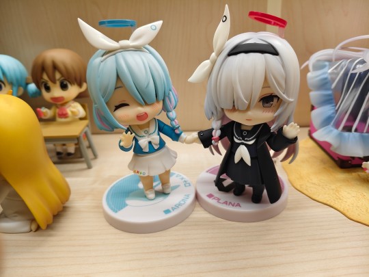 普拉娜粘土人到货氵