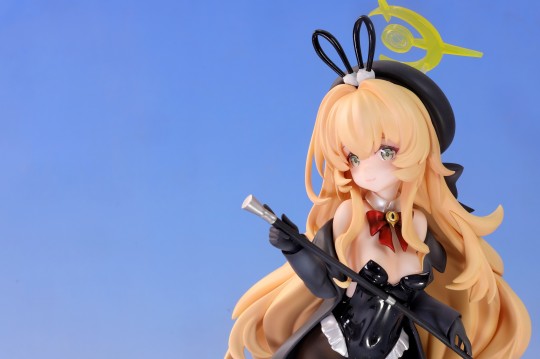 蔚蓝档案 笑脸教授 兔女郎.ver