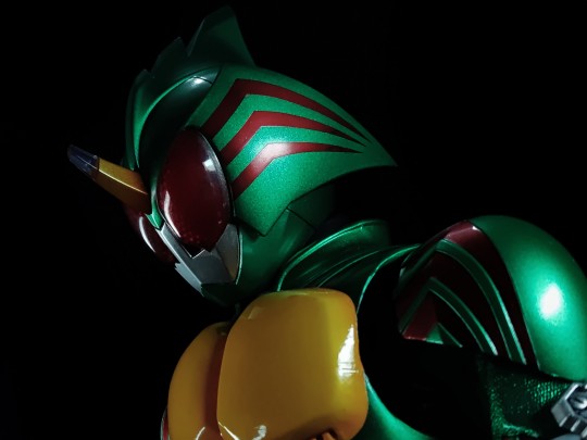 玩起来像勾史，肩甲通病会脱落，回头还得自己想办法粘上去