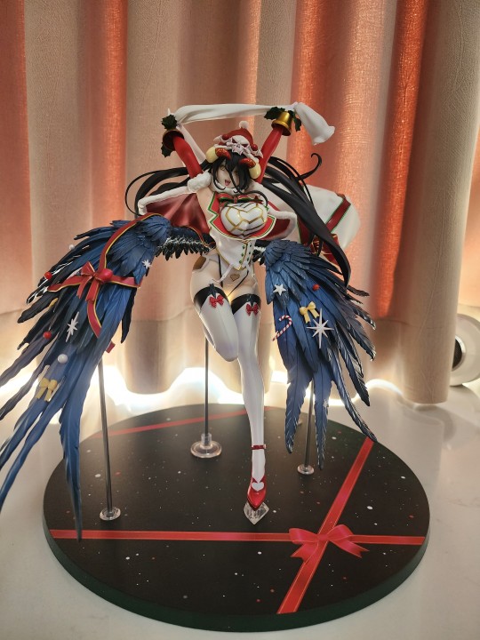 都别买了，买回来拼装断件三处，难搞