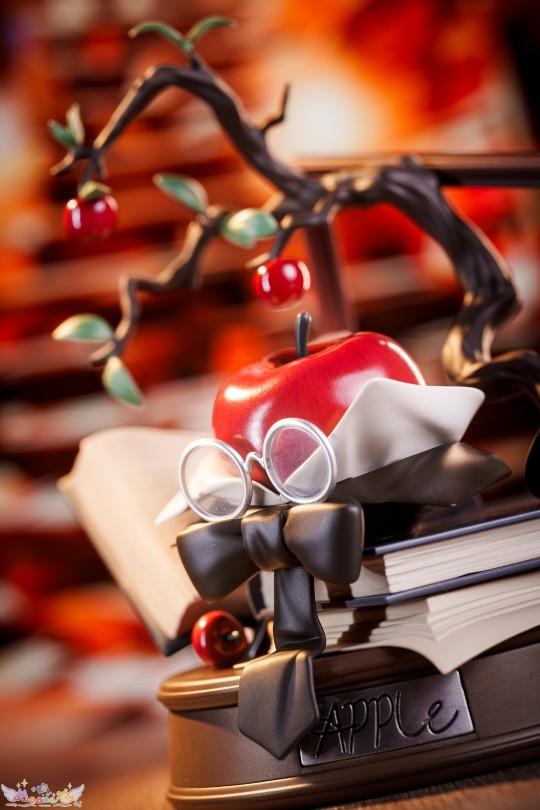 苹果🍎博学而多汁