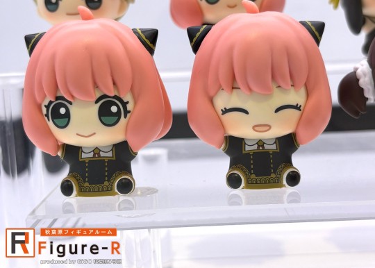 转载眼镜厂spy family 豆丁坐姿Q版小手办