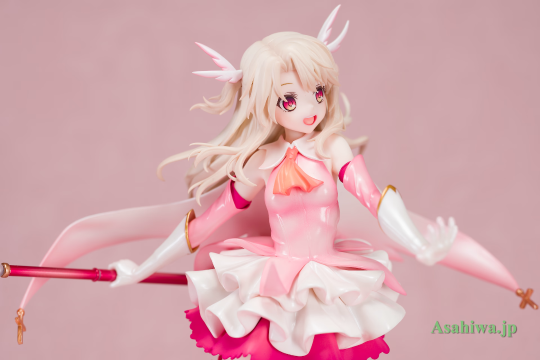 【白】魔法少女伊莉雅 伊莉雅丝菲尔・冯・爱因兹贝伦 动画10周年纪念 伊莉雅变身