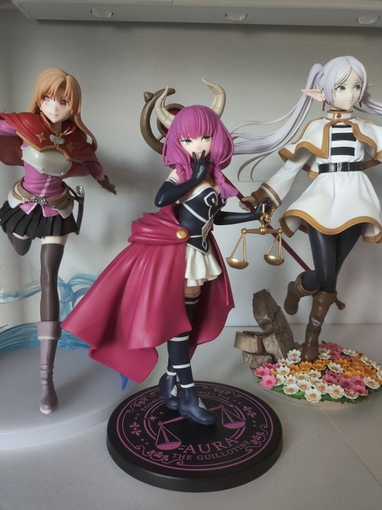 美丽的阿乌拉终于到家了，只能希望阿乌拉在异世界战胜芙莉莲了