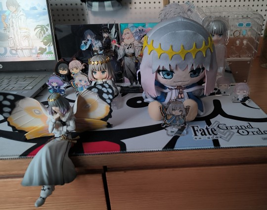 被奥伯龙狠狠拿捏