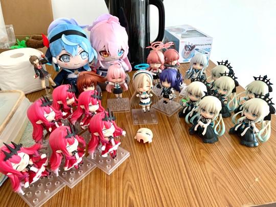 金毛明日奈与摩根的奇妙冒险