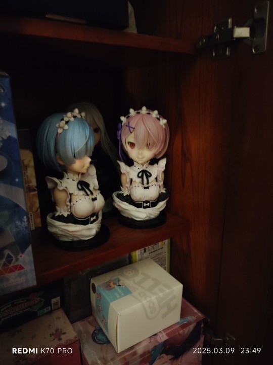 恐怖谷效应     给大半夜不睡觉的夜猫子来点小小的惊吓