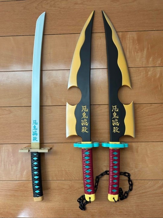 转载furyu霞柱日轮刀景品实物图