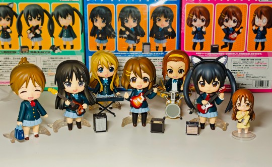 GSC「けいおん」系列粘土人
#082秋山澪
#086平沢唯
#094田井中律
#102琴吹紬
#104中野梓
#105平沢优