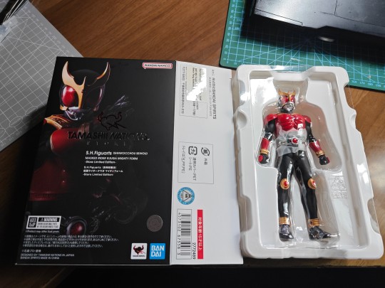 内包装没变。外包降级(ᇂ_ᇂ|||)