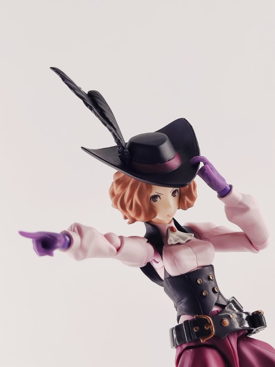 又美又飒的大小姐！美少女怪盗！