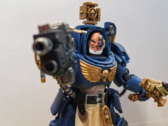 暗源 极限战士终结者队长