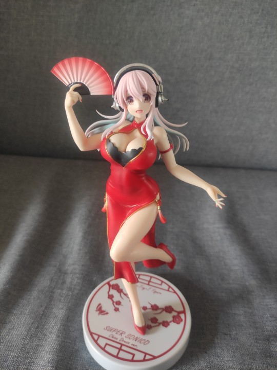 超级索尼子旗袍