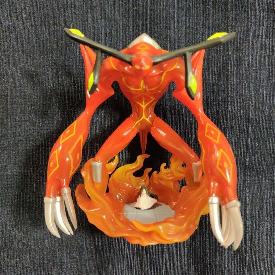 转载通灵王mh掌中名场面盒蛋实物图