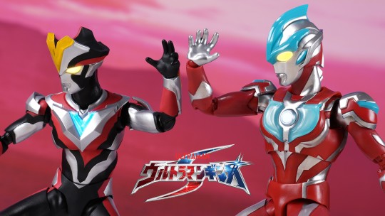 SHF 银河奥特曼 & 维克特利奥特曼 新生代之星版