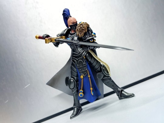 暗源-银猞猁寂静修女