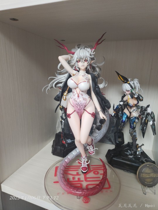 有两套垂直握把！