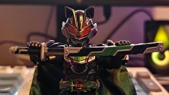 布鲁可假面骑士