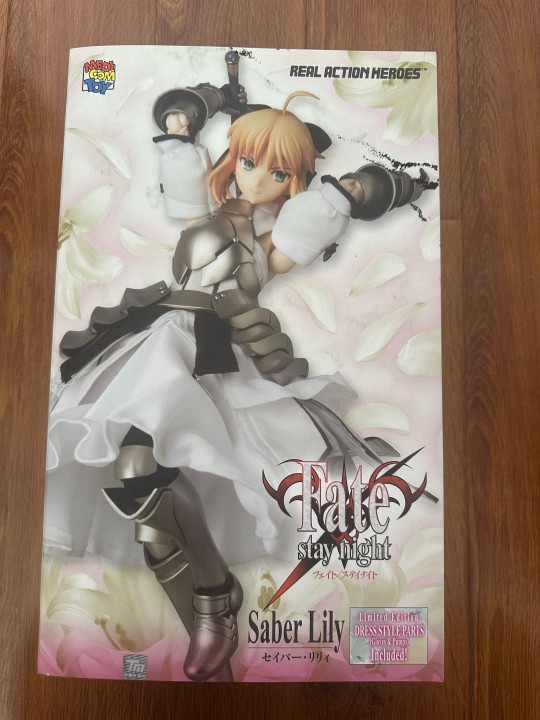 拆摆莉莉品相完好无损