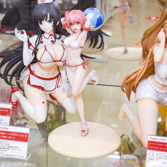 由比滨结衣 泳装